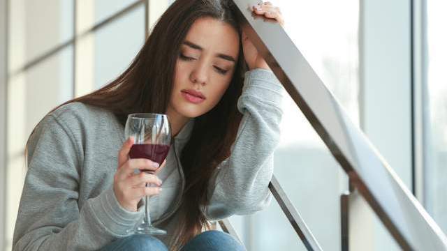 中文字幕无码人妻波多野结衣:李伯清最新,关于中文字幕无码人妻波多野结衣与李伯清最新的讨论