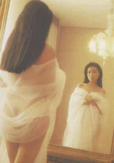 少妇人妻偷人精品视蜜桃:05-10-18-19-31-38P：02,探索私密影像世界的诱惑与挑战，少妇人妻偷人精品视蜜桃