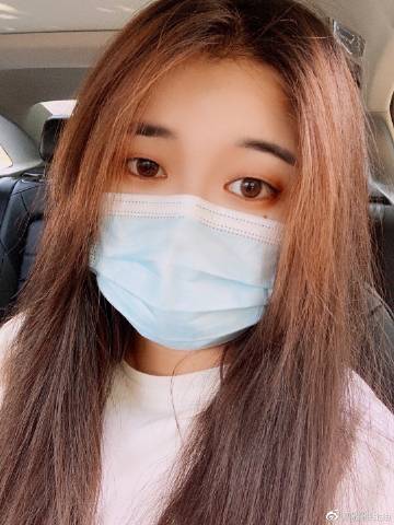 国产一级婬女AA毛AAA久久:04-05-11-14-17-23R：26,关于国产一级婬女AA毛AAA的探讨