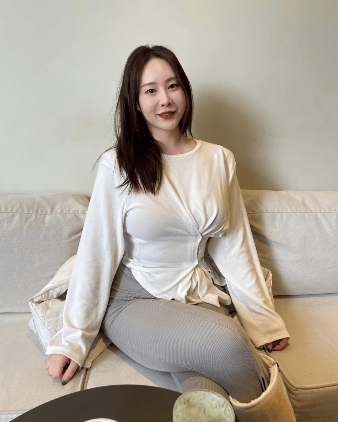 丰满少妇内射一区:06-15-18-27-33-39P：02,丰满少妇内射一区，探索成熟魅力的独特韵味