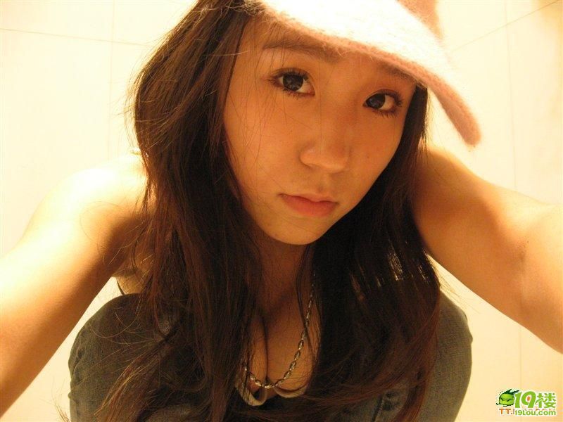 自拍偷在线精品自拍偷无码专区:01-03-08-16-26-43A：19,探索自拍世界，从精品自拍到无码专区的深度解析