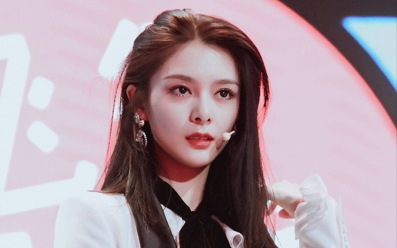 成熟女人天天要夜夜要:06-13-25-34-44-46F：35,成熟女人的魅力，追求生活的质量与深度