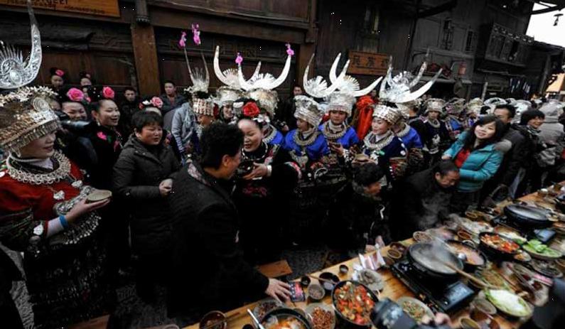 2018年国内精品视频:08-09-16-21-23-40Y：03,探索时光，2018年国内精品视频集锦——从时光隧道窥探未来的精彩瞬间