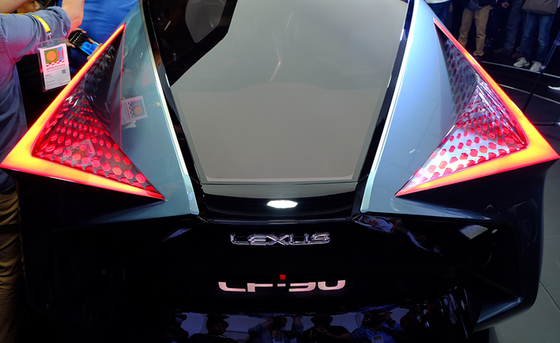 国产亚洲精品自在久久VR:02-09-15-25-29-48W：26,国产亚洲精品自在久久VR，探索精品之旅与数字技术的融合