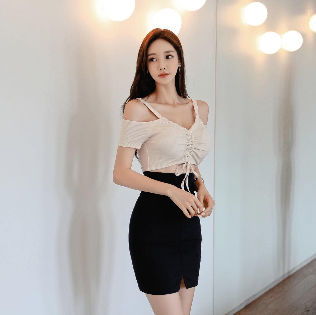 少妇爆乳无码AV无码波霸:03-09-20-29-31-37R：45,探索成人世界的边缘，关于少妇爆乳与无码影像的思考