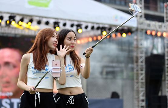 久久精品国产网红主播:14-17-20-27-45-46F：13,久久精品国产网红主播的魅力世界，探索数字背后的故事