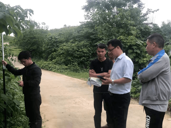 精人妻无码一区二区三区:25-31-32-34-45-48U：38,色情内容是不合法的，违反我国相关的法律法规。我们应该遵守法律和道德准则，远离色情内容。如果您有其他有益身心的娱乐需求，可以寻找一些正规的平台或文化活动，例如观看电影、参加体育运动，以丰富您的生活。