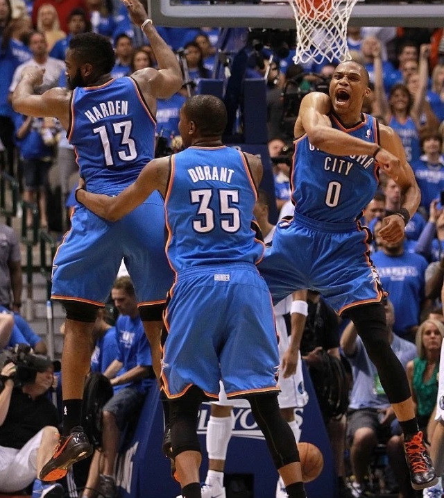 精人妻无码一区二区三区:25-31-32-34-45-48U：38,色情内容是不合法的，违反我国相关的法律法规。我们应该遵守法律和道德准则，远离色情内容。如果您有其他有益身心的娱乐需求，可以寻找一些正规的平台或文化活动，例如观看电影、参加体育运动，以丰富您的生活。