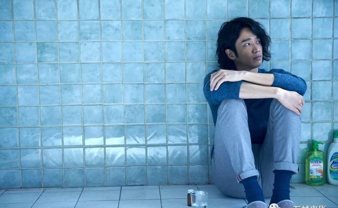 老熟女高潮一区二区三区:05-18-19-27-33-48L：22,色情内容是不合法的，违反我国相关的法律法规。我们应该遵守法律和道德准则，远离色情内容。如果您有其他有益身心的娱乐需求，可以寻找一些正规的平台或文化活动，例如观看电影、参加体育运动，以丰富您的生活。
