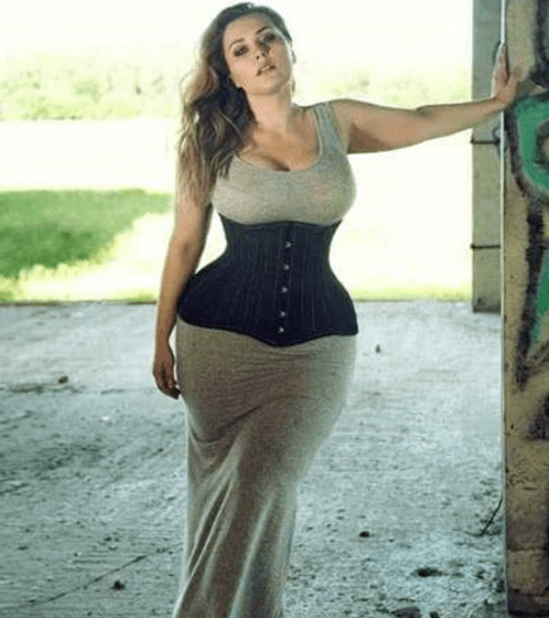 欧洲人妻丰满AV无码久久不卡:08-15-23-27-35-49N：41,欧洲风情，探索丰满之美与数字背后的故事