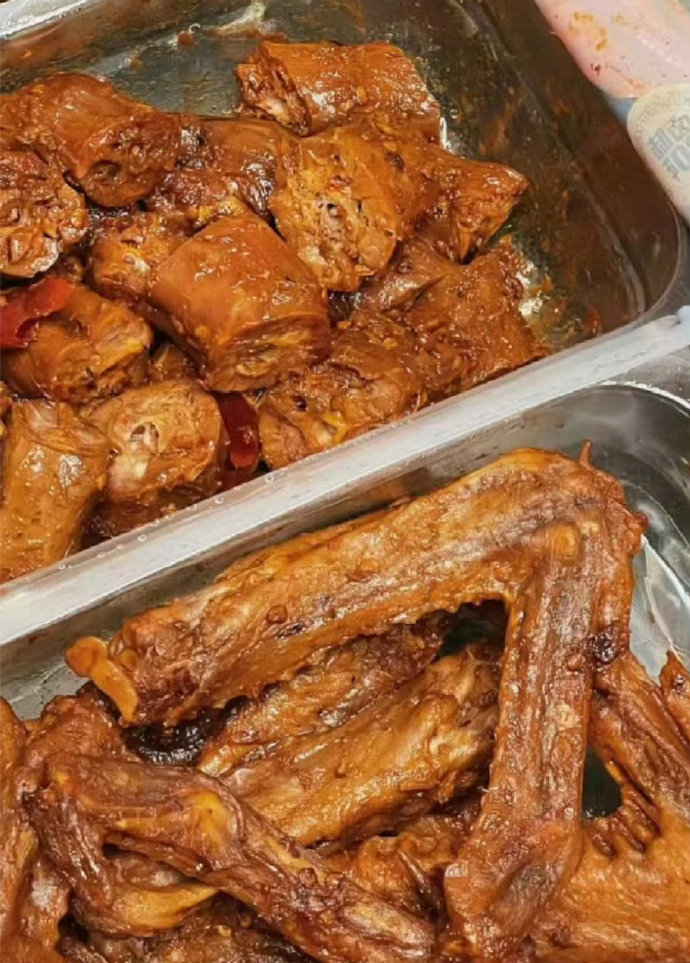 国产产无码乱码精品久久鸭:01-15-16-33-43-47M：16,国产产无码乱码精品久久鸭，探索与赏析