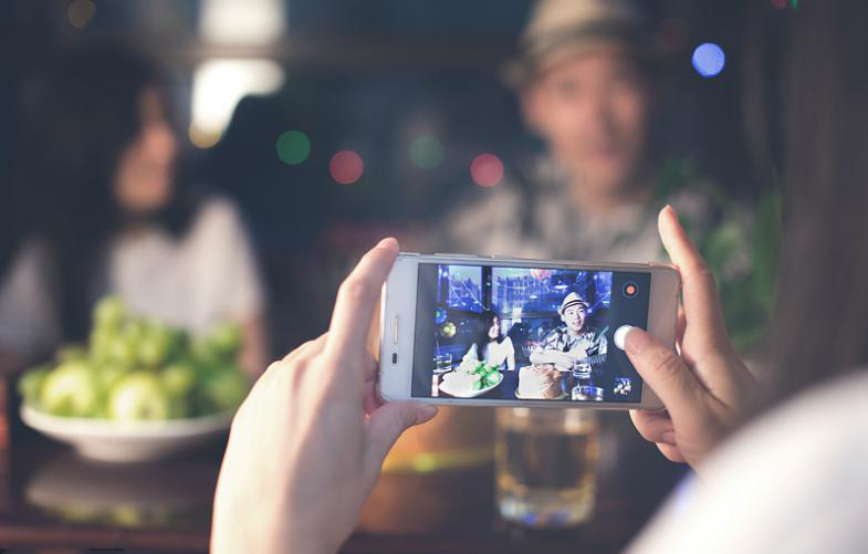 日韩精品无码人成视频手机:09-32-36-40-42-47L：30,探索日韩精品无码视频在手机上的呈现——一场视觉盛宴的开启