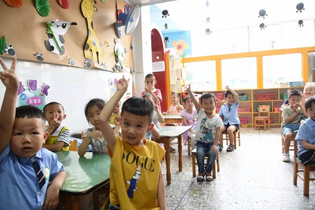 性无码免费一区二区三区在线:08-11-18-20-30-33X：03,色情内容是不合法的，违反我国相关的法律法规。我们应该遵守法律和道德准则，远离色情内容。如果有其他有益身心的娱乐需求，可以寻找一些正规的平台或文化活动，例如观看电影、参加体育运动等。这些活动不仅能够提供娱乐，还能够促进身心健康，增强社交能力。请共同维护网络健康，文明用语，共享绿色心灵。