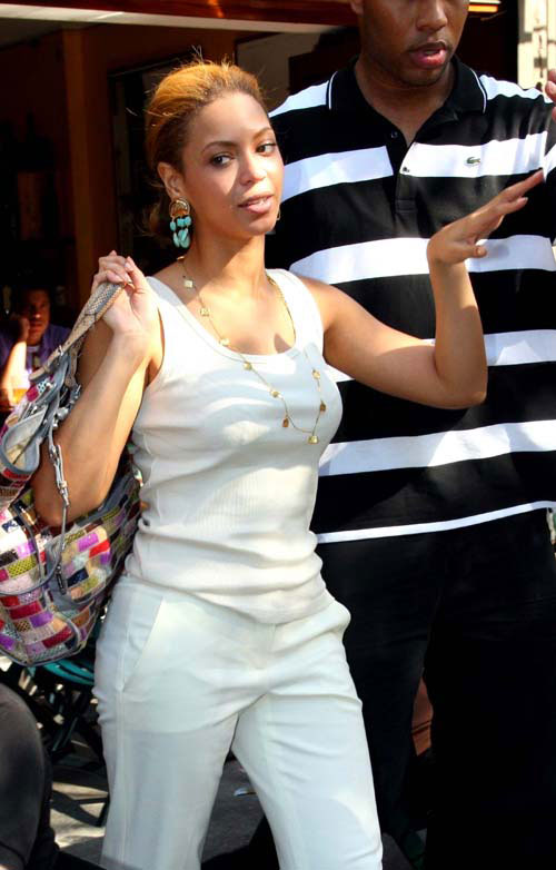 国产波霸爆乳一区二区:08-16-30-40-43-44K：15,国产波霸爆乳一区二区，深度探索与独特体验（关键词，国产、波霸爆乳、一区二区、08-16-30-40-43-44K、15）