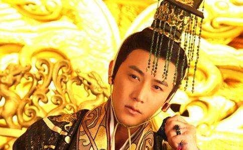 夜夜欢天天干:05-15-16-20-26-45P：26,夜夜欢歌，时时奋斗，一场时间的狂欢与生活的节奏