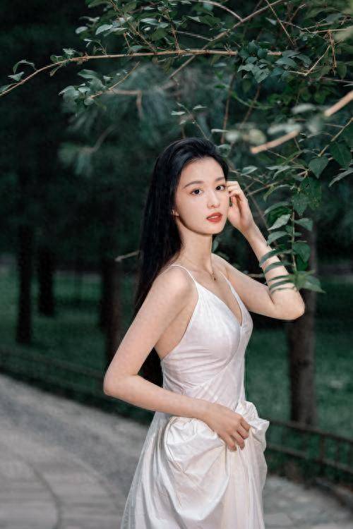 伊人成综合网伊人222:08-11-14-17-21-22K：05,伊人成综合网，探索与发现之旅