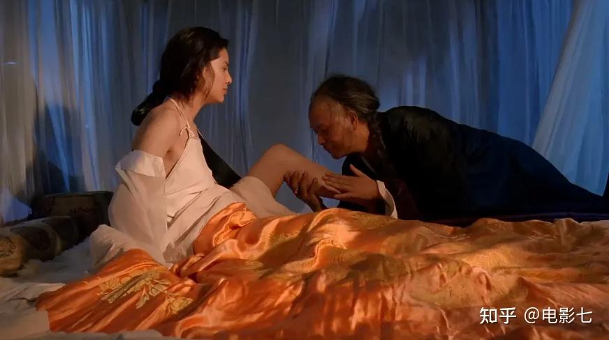 国产三级多多影院:04-14-33-38-42-43H：32,国产三级多多影院，探索中国影视产业的独特魅力与未来发展（04-14-33-38-42-43H，32）