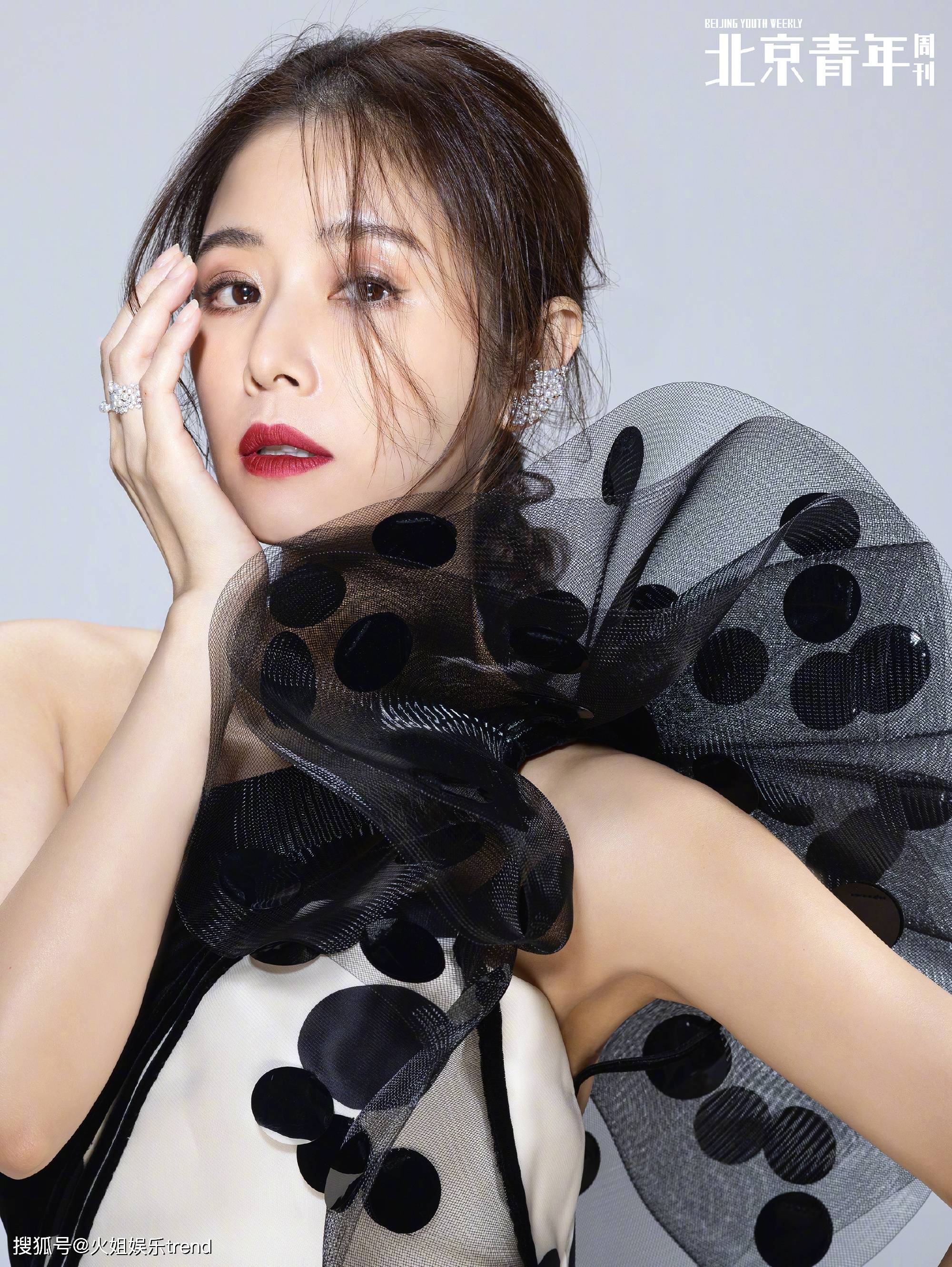 中国熟女高潮视频:07-08-15-18-32-34D：22,探索中国熟女魅力，一场视觉与情感的交织之旅