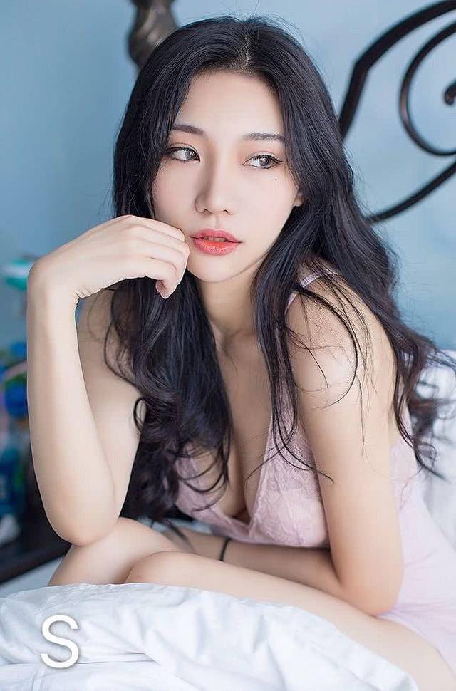 国产精品嫩草影院久久:04-17-23-29-31-42T：37,国产精品嫩草影院，探索中国影视文化的独特魅力（文章）