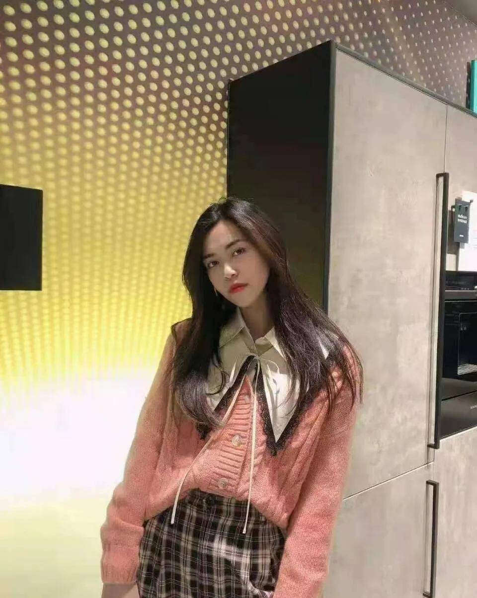 精品人妻系列无码专区:12-18-22-27-38-41R：08,精品人妻系列的无码专区，深度探索与反思