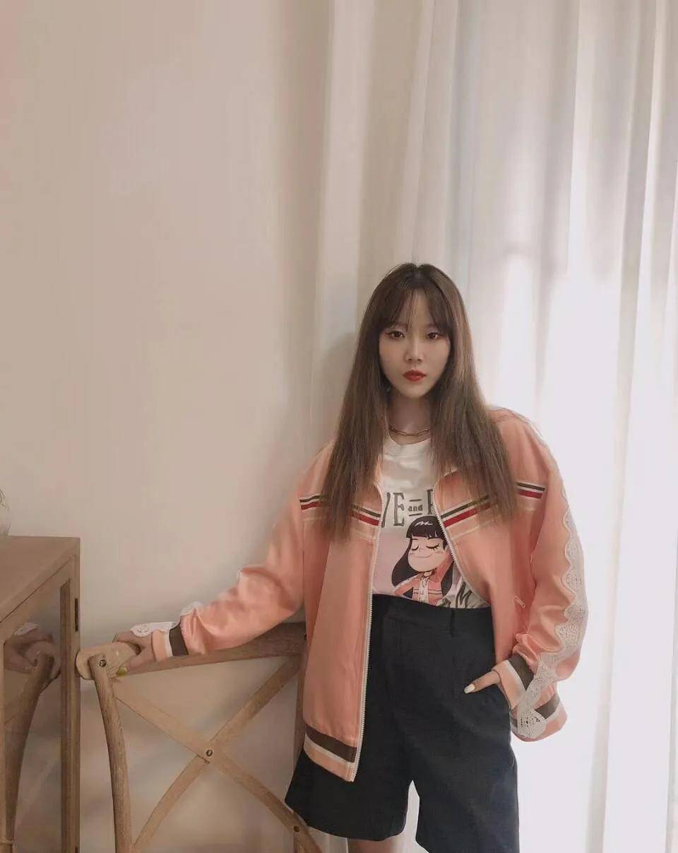 精品人妻系列无码专区:12-18-22-27-38-41R：08,精品人妻系列的无码专区，深度探索与反思