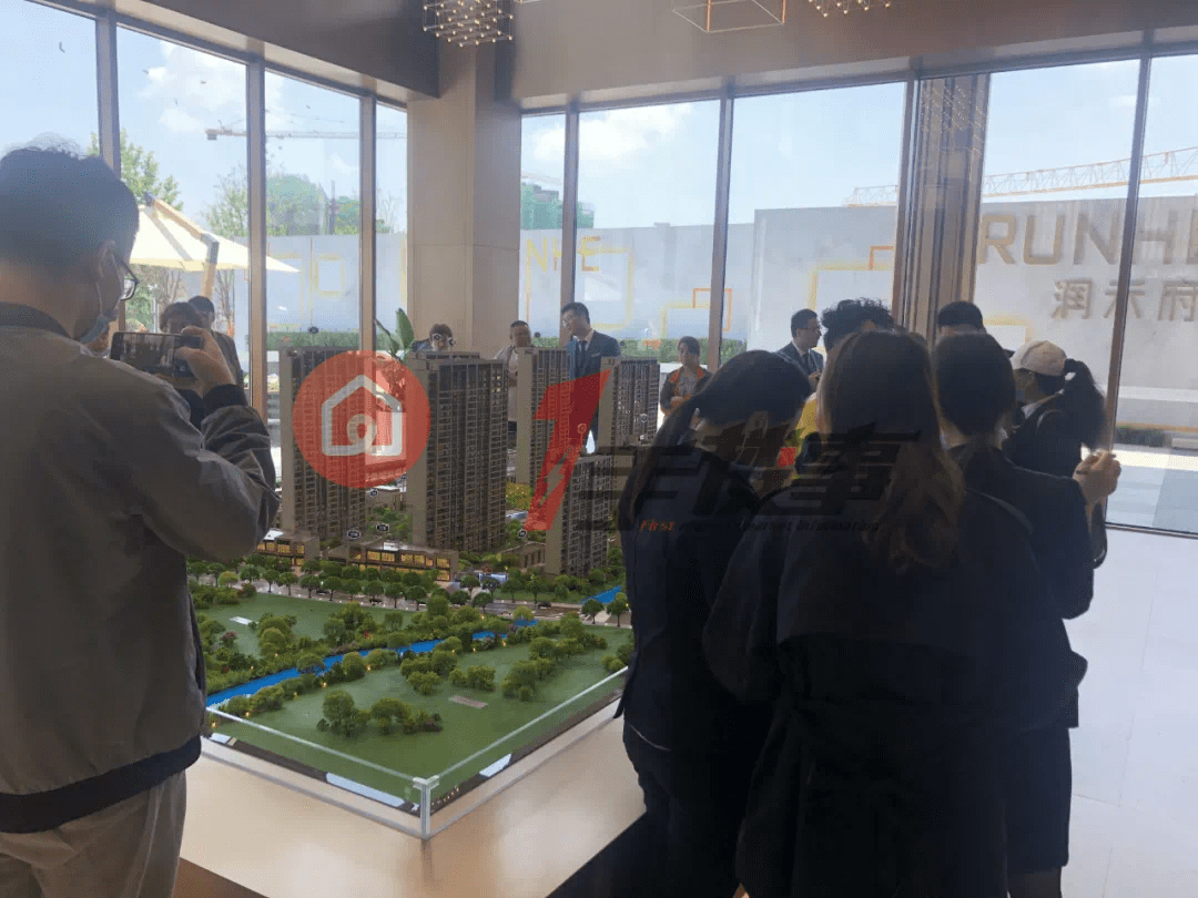 大肉大捧一进一出好爽视频:06-15-17-24-28-41G：32,大肉大捧与一进一出，探索快感视频的奥秘（06-15-17-24-28-41G，32）