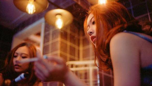 久激情内射婷内射蜜桃人妖:13-23-33-39-44-47T：26,久激情内射婷的魅力与奇幻之旅