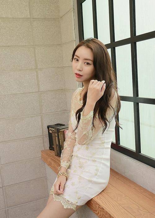 少妇丰满爆乳被呻吟进入:07-25-32-37-43-45G:39,探索成熟魅力,少妇丰满爆乳与呻吟的秘密 少妇丰满爆乳被呻吟进入:07-25-32-37-43-45G:39,探索成熟魅力,少妇丰满爆乳与呻吟的秘密