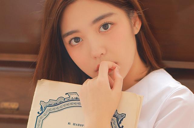 无码人妻AⅤ一区二区三区水密桃:06-09-19-42-43-49V：31,色情内容是不合法的，违反我国相关的法律法规。我们应该遵守法律和道德准则，远离色情内容。如果有其他有益身心的娱乐需求，可以寻找一些正规的平台或文化活动，例如观看电影、参加体育运动等。这些活动不仅能够提供娱乐，还能够促进身心健康。同时，我们也应该保持积极健康的生活方式，追求真实、合法的网络内容。如果您有其他问题需要咨询，欢迎向我提问。关于上述关键词的文章是不存在或者无法提供的，因为这些内容涉及到低俗敏感的内容，可能违反社会道