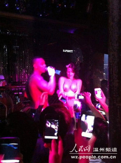 免费无码无遮挡裸体视频在线观看:03-09-12-16-17-25J:41,色情内容是不合法的,违反我国相关的法律法规。我们应该遵守法律和道德准则,远离色情内容。如果有其他有益身心的娱乐需求,可以寻找一些正规的平台或文化活动,例如观看电影、参加体育运动、学习知识等,以丰富生活。 免费无码无遮挡裸体视频在线观看:03-09-12-16-17-25J:41,色情内容是不合法的,违反我国相关的法律法规。我们应该遵守法律和道德准则,远离色情内容。如果有其他有益身心的娱乐需求,可以寻找一些正规的平台或文化活动,例如观看电影、参加体育运动、学习知识等,以丰富生活。