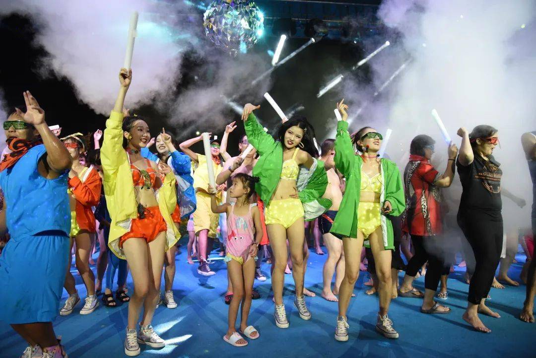 狠狠躁夜夜躁人人爽天天2020:21-22-28-33-39-42A：13,探索全新世界，2020年的活力与激情