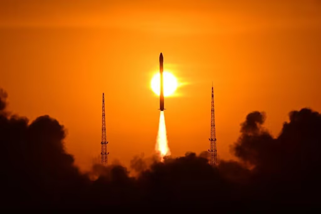 啊灬啊灬啊快日出水了免费看视频:03-05-13-18-31-33K：25,晨曦之光，探索日出美景与免费视频世界的神秘面纱