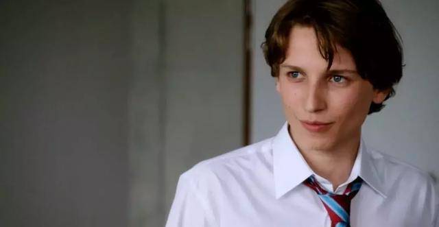 人人爽人人爽人人爽人人片av:06-11-32-37-42-43X：24,探索数字世界的奥秘，从人人爽到特定代码