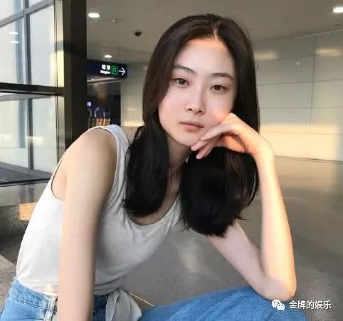 97人洗澡人人澡人人爽人人模:09-15-22-25-38-46Q：09,关于一次特殊的洗浴体验，97人共享的快乐时光