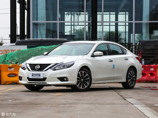 日产精品乱码卡一卡2卡三网站:03-06-15-28-40-48M：44,日产精品乱码卡探索之旅，一卡、二卡与三卡网站之谜