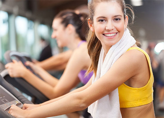 大又大粗又爽又黄少妇毛片免费:12-23-27-35-37-40A：43,色情内容是不合法的，违反我国相关的法律法规。我们应该遵守法律和道德准则，远离色情内容。如果有其他有益身心的娱乐需求，可以寻找一些正规的平台或文化活动，例如观看电影、参加体育运动、学习知识等，以丰富生活。