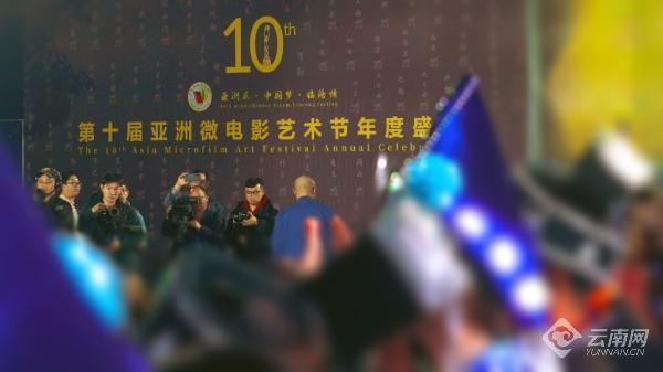 亚洲AV中文AⅤ无码AV接吻:02-13-15-17-44-47N：48,探索亚洲AV文化，中文AⅤ的无码接吻艺术