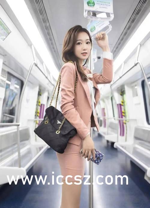 少妇性荡欲午夜性开放视频剧场:03-09-20-29-31-37R：45,少妇性荡欲与午夜性开放视频剧场，探索边缘话题下的情感与人性