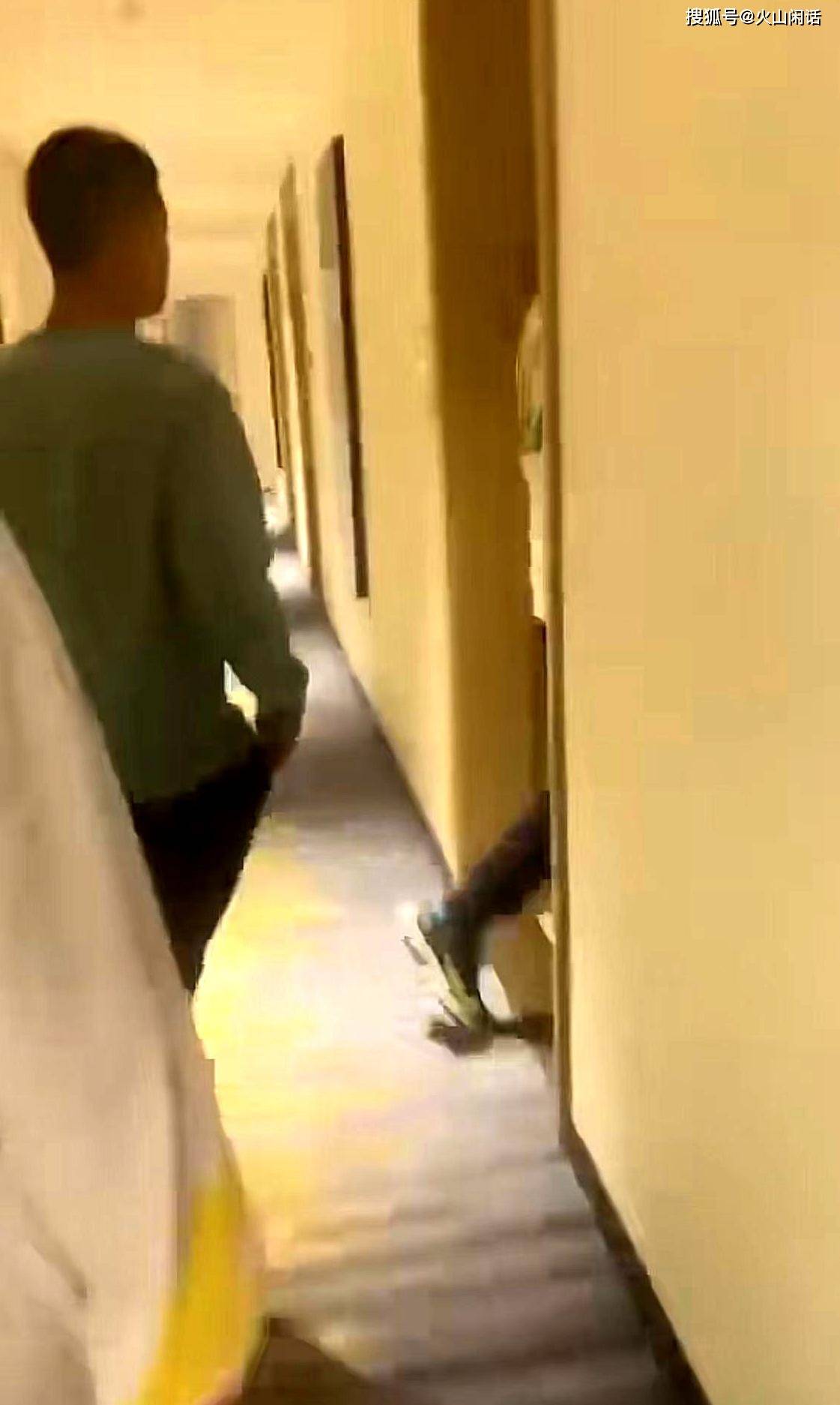 午夜男女爽爽羞羞影院在线观看:01-12-13-15-22-27G：32,午夜男女爽爽羞羞影院在线观看，探索私密观影的新体验