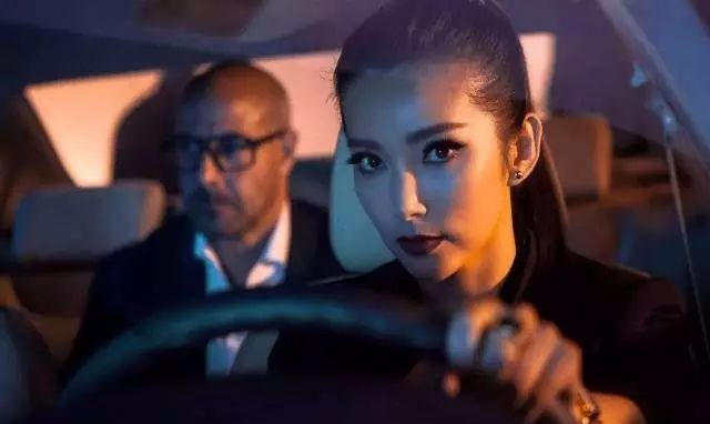 成人免费无码婬片在线观看免费:14-19-23-24-44-46J：21,色情内容是不合法的，违反我国相关的法律法规。我们应该遵守法律和道德准则，远离色情内容。如果有其他有益身心的娱乐需求，可以寻找一些正规的平台或文化活动，例如观看电影、参加体育运动，以丰富您的生活。